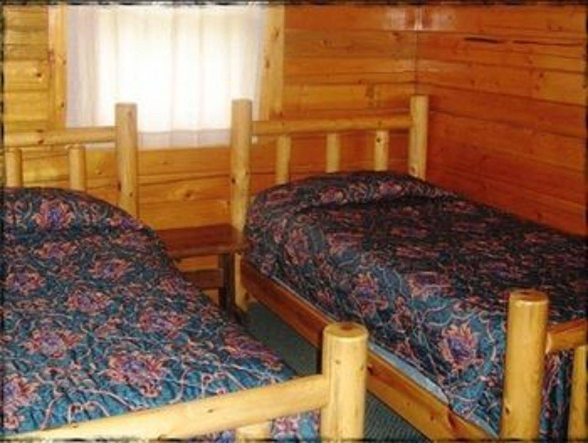 Lodge At Palmer Gulch Hill City Extérieur photo