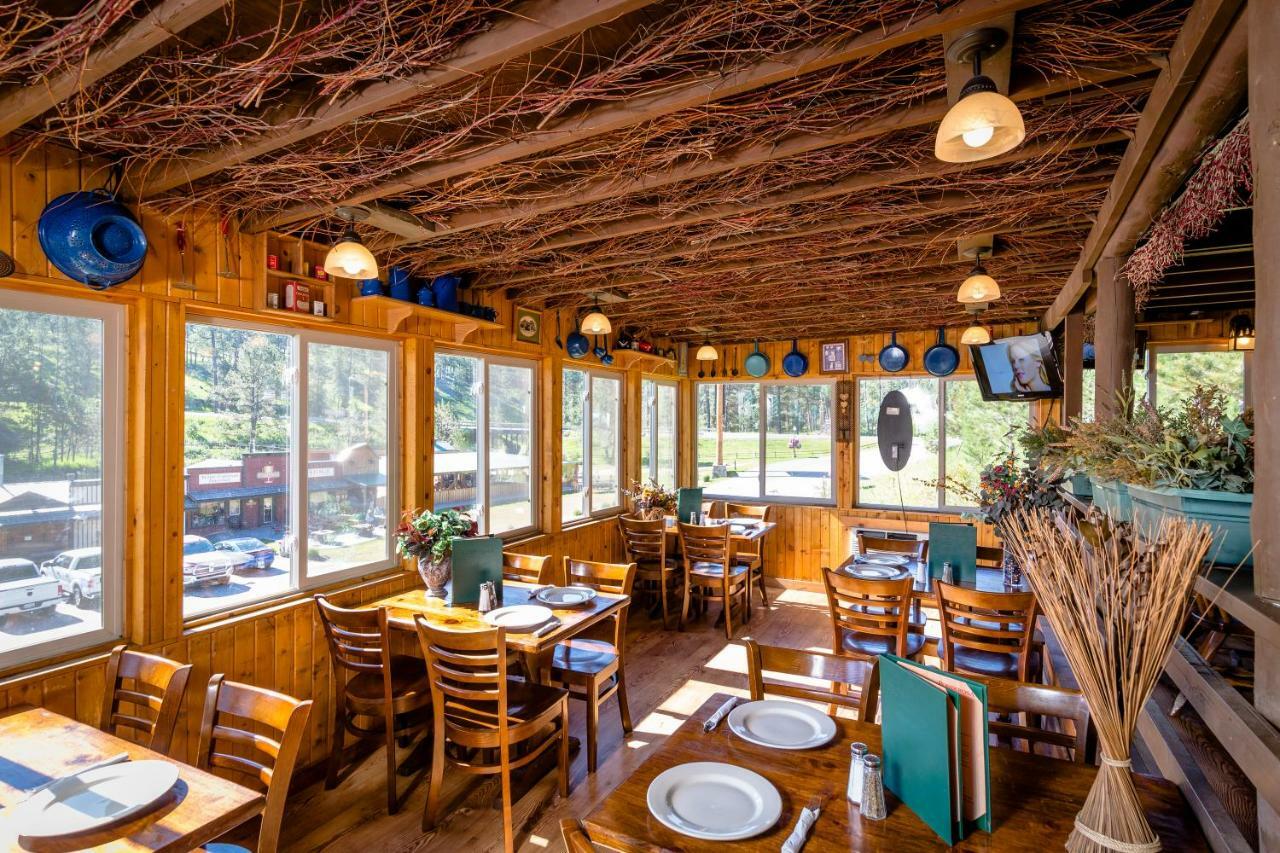 Lodge At Palmer Gulch Hill City Extérieur photo