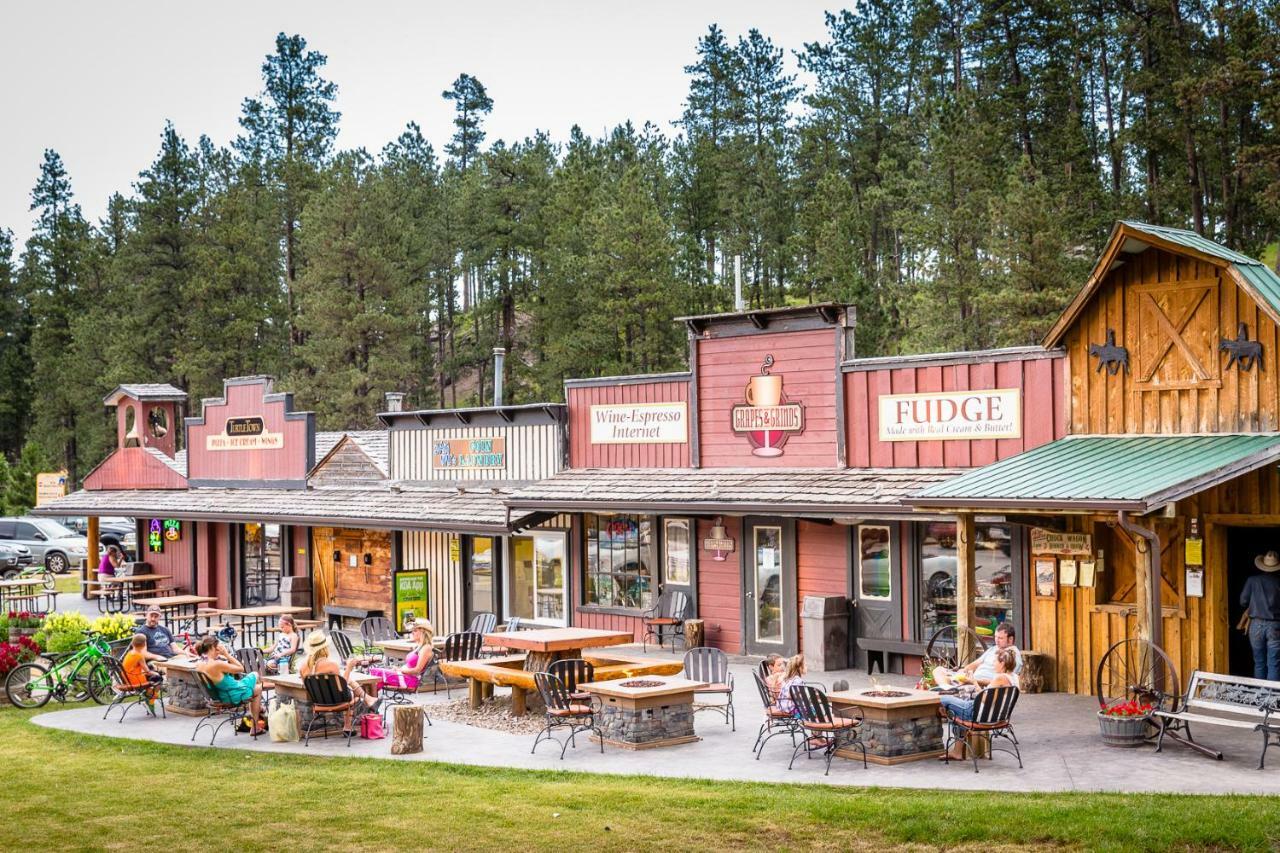 Lodge At Palmer Gulch Hill City Extérieur photo
