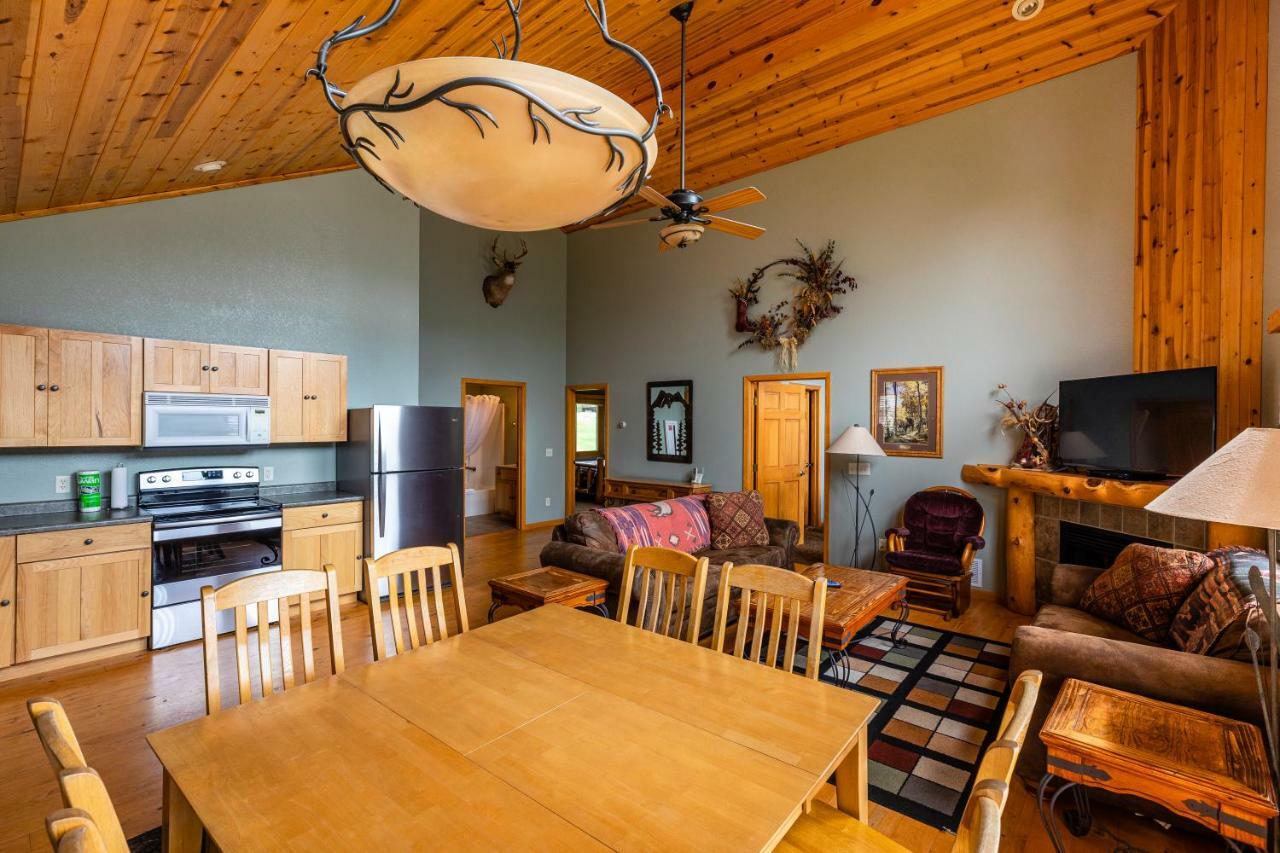 Lodge At Palmer Gulch Hill City Extérieur photo