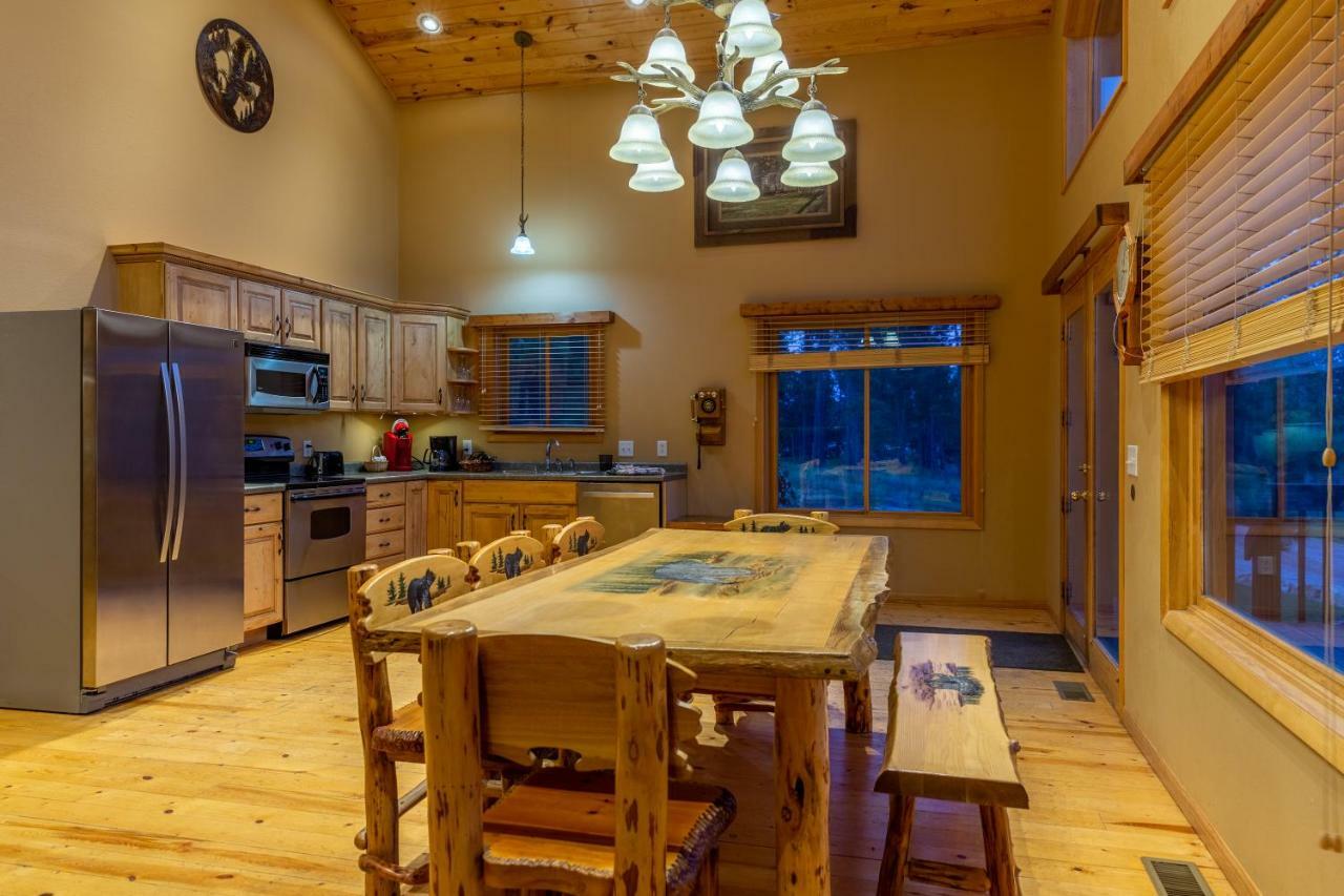 Lodge At Palmer Gulch Hill City Extérieur photo