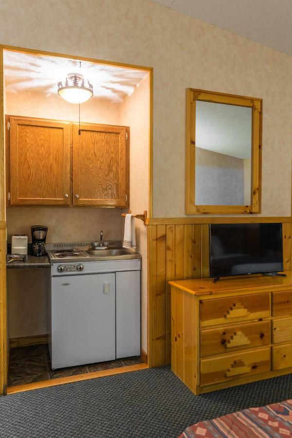 Lodge At Palmer Gulch Hill City Extérieur photo