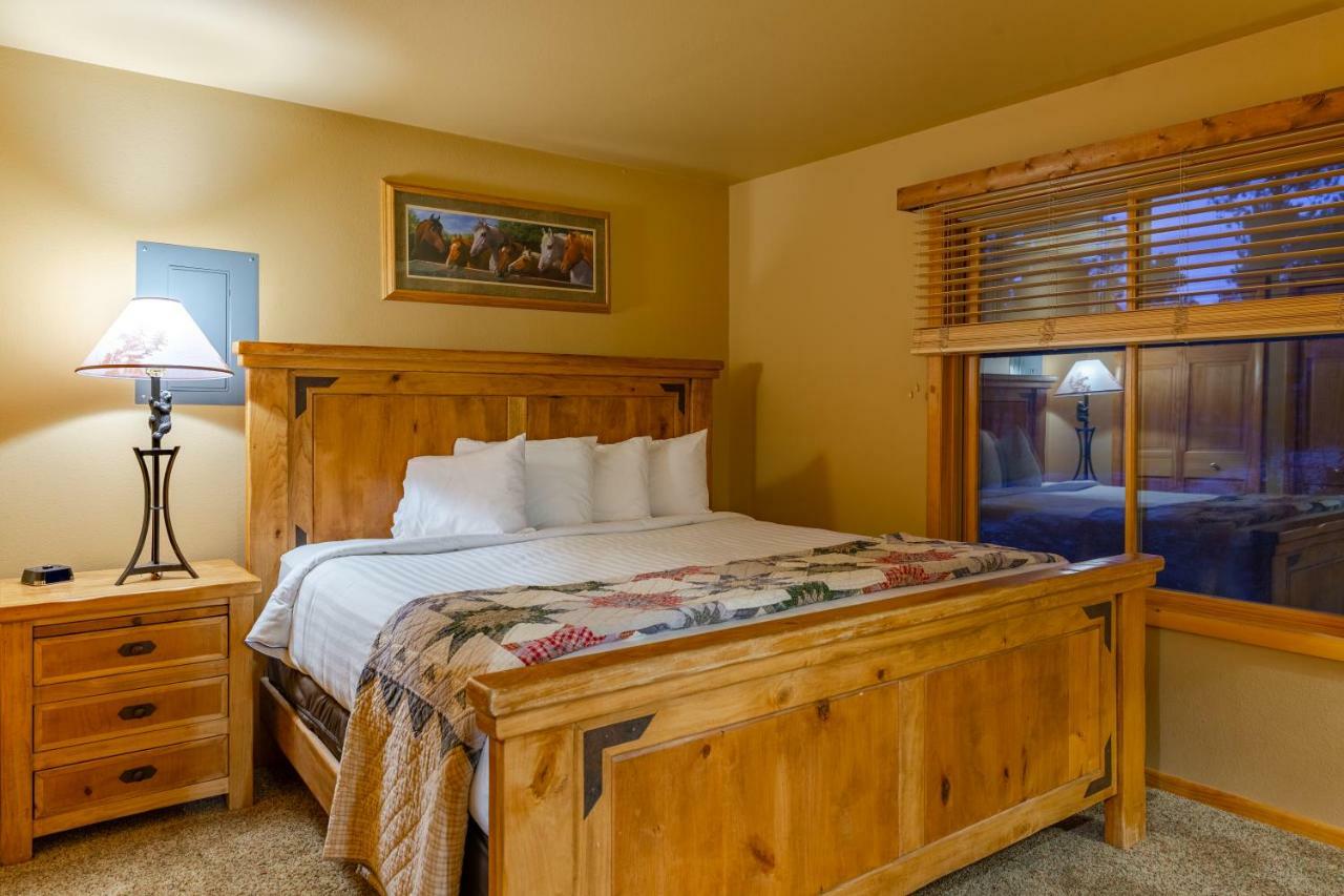 Lodge At Palmer Gulch Hill City Extérieur photo